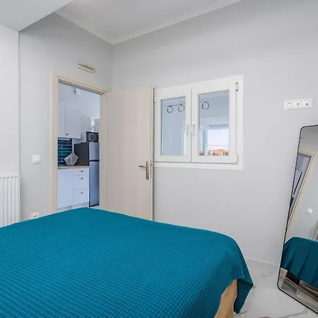 Adorable Modern 2 Apartmán Peraía